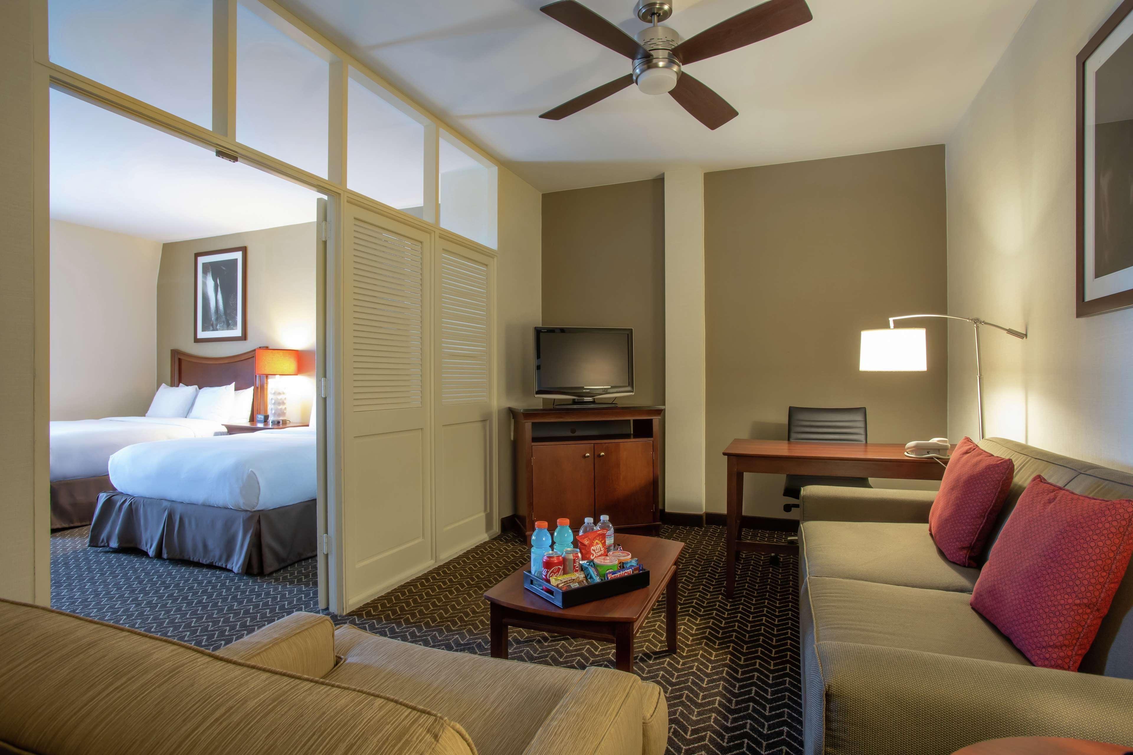 Doubletree Suites By Hilton Lexington Exterior photo
