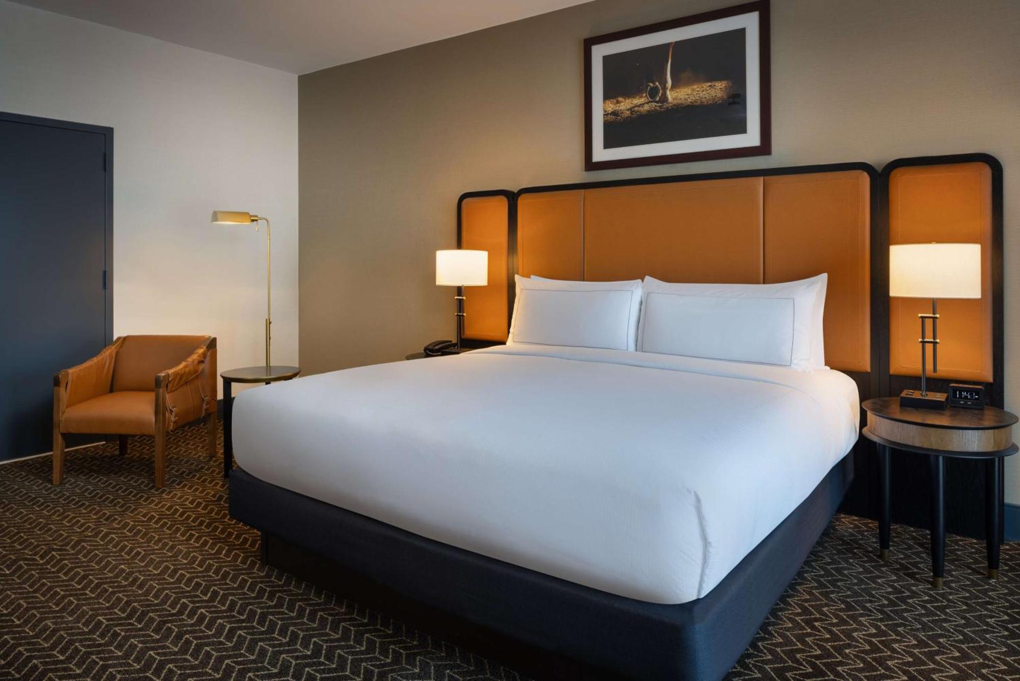 Doubletree Suites By Hilton Lexington Exterior photo