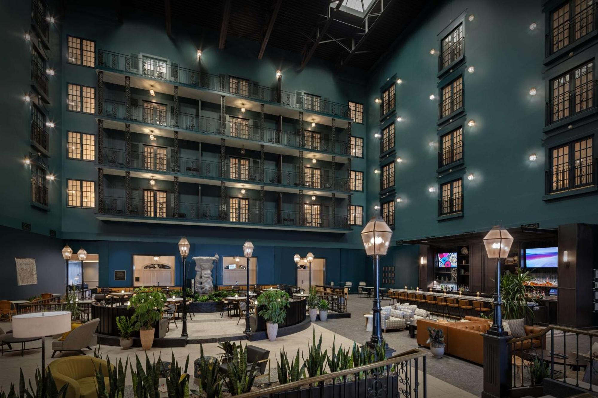 Doubletree Suites By Hilton Lexington Exterior photo